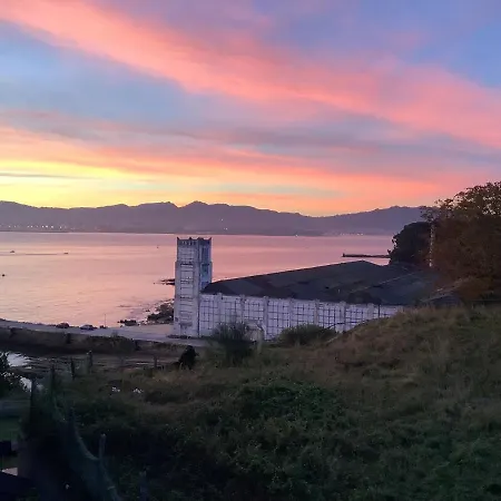 Apartamento Con Vistas A La Ria Y Cerca De Playa. Cangas do Morrazo Exterior photo