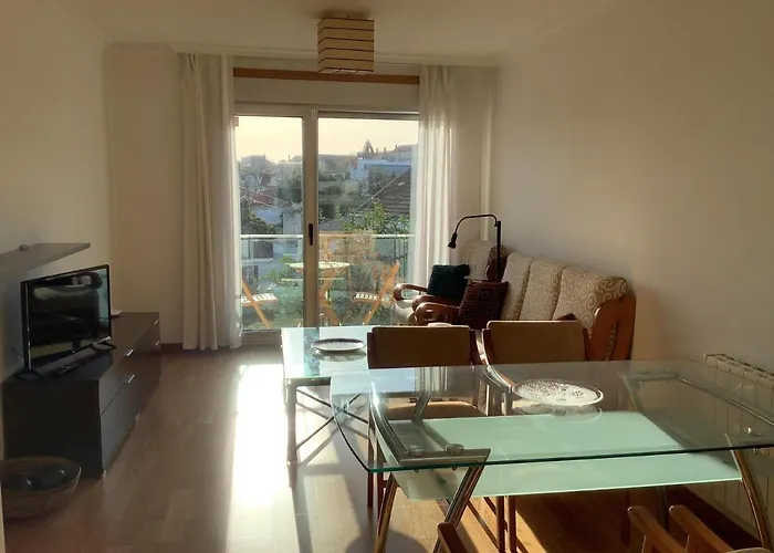 Apartamento Con Vistas A La Ria Y Cerca De Playa.